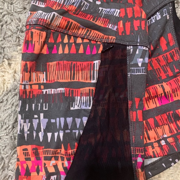 Forever 21 sport spandex - Picture 2 of 2